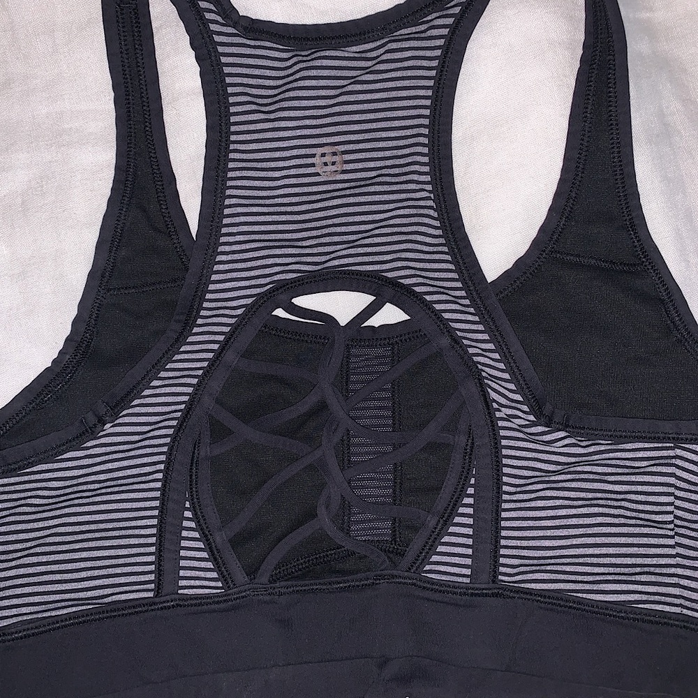 Reversible Lululemon sports bra